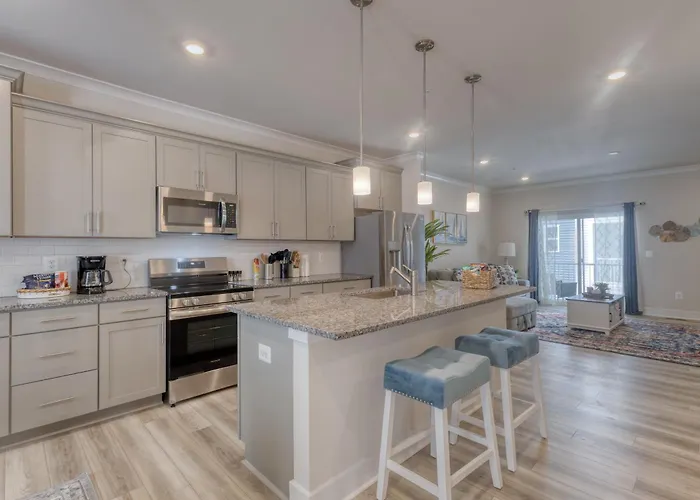 Holiday home 5-star Family Escape - Pool, Garage & Prime Location - Sleeps 10 Ocean City